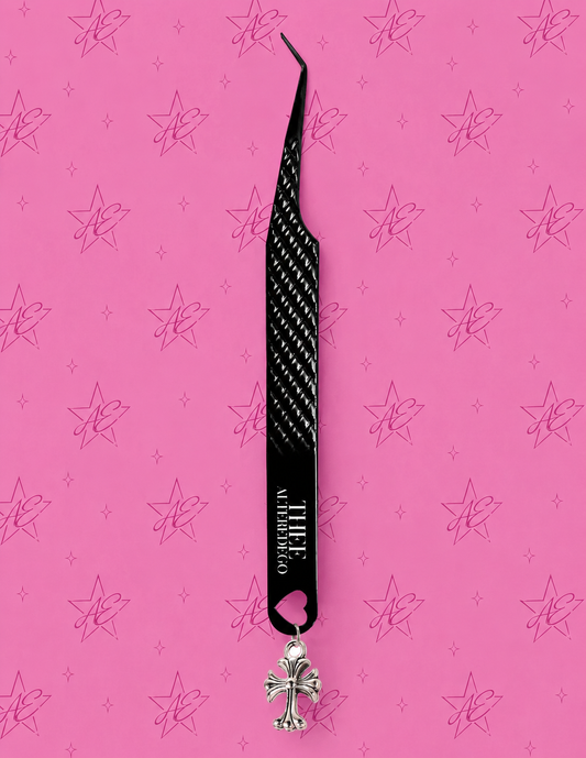 HOLY VOLUME lash tweezer
